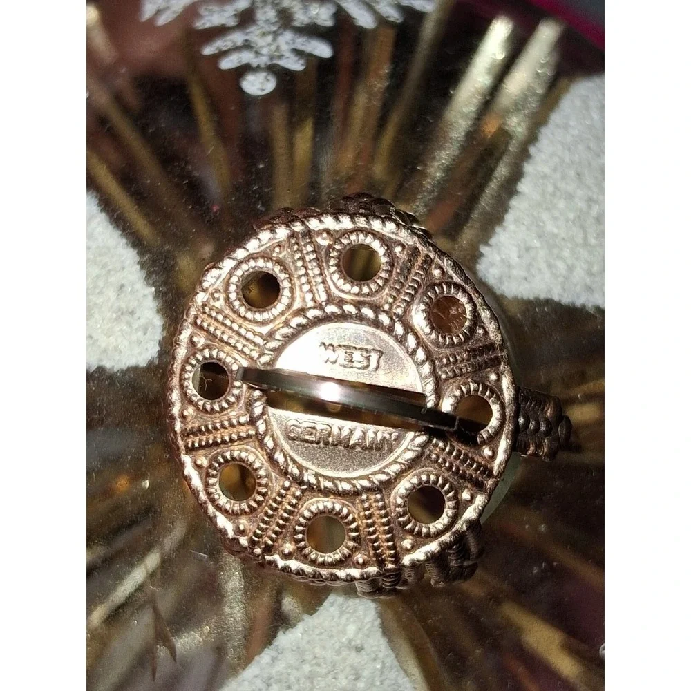 Unique Vintage vintage west